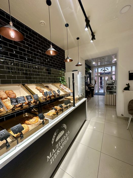 Оренда приміщення, вул. Валова