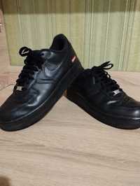 Продам оригінальні nike air force 1 black supreme