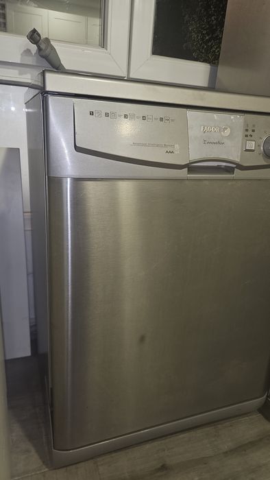 Máquina de Lavar Loiça Fagor 2LF013SX  inox – troco por telemovel