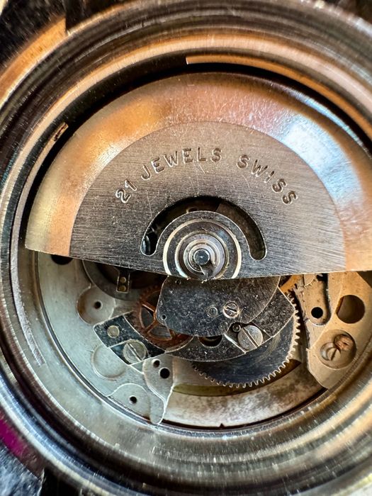 Sheffield Allsport Automatic -  koperta, mechanizm rezerwacja