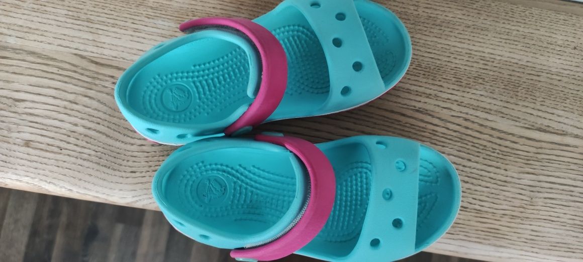 Продам Crocs C 9.Стан задовільний