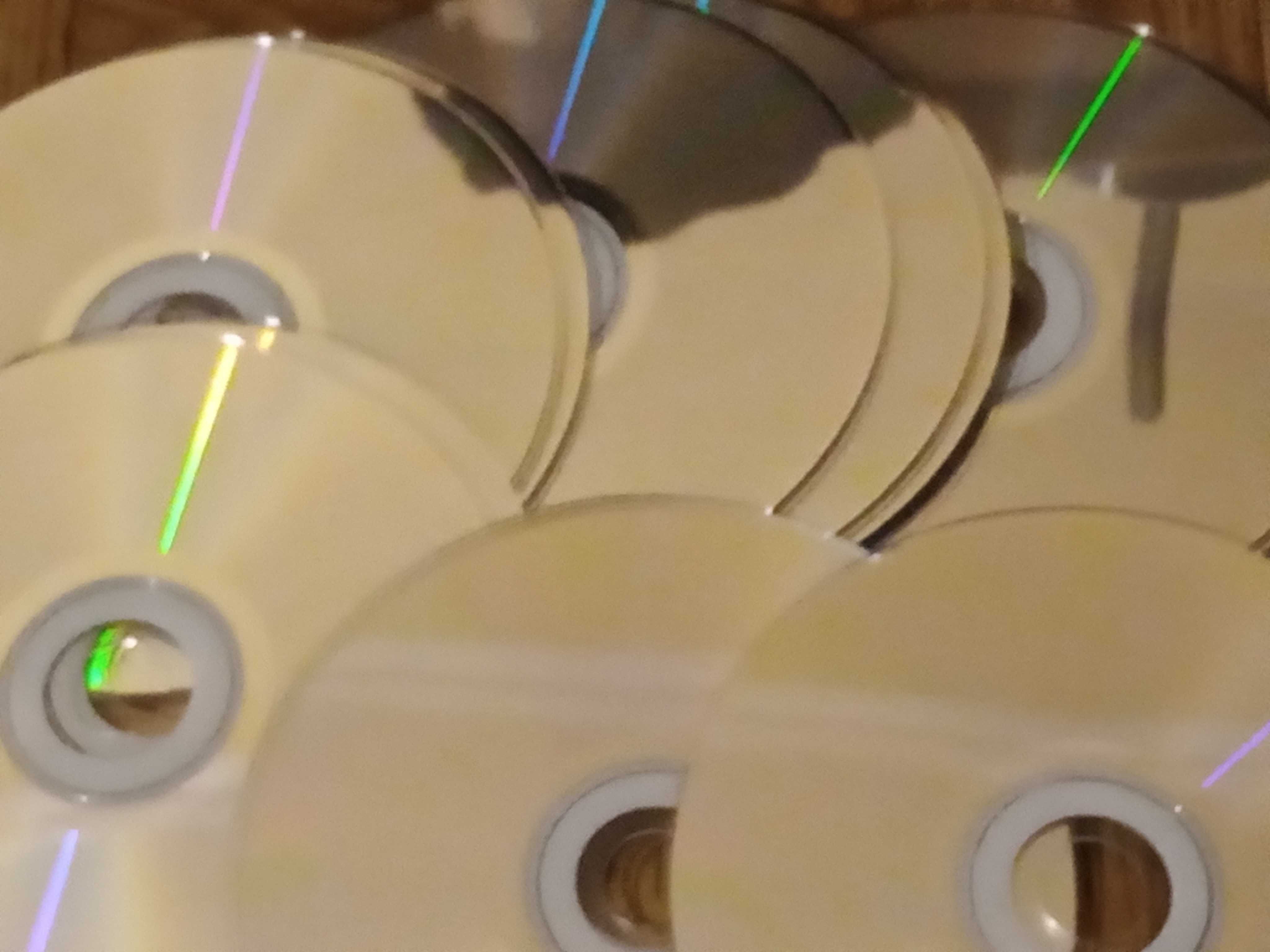 Заводские CD / СД диски для оформления и поделок.