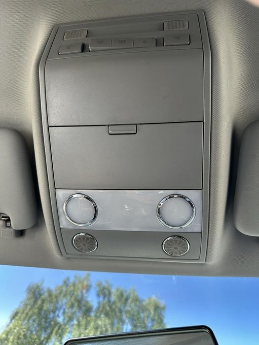 VW Touareg  3 л в в идеале возможен обмен на жилье в Харькове