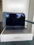 Macbook air 13” 13.3/1.1GHz DC/8GB/256GB