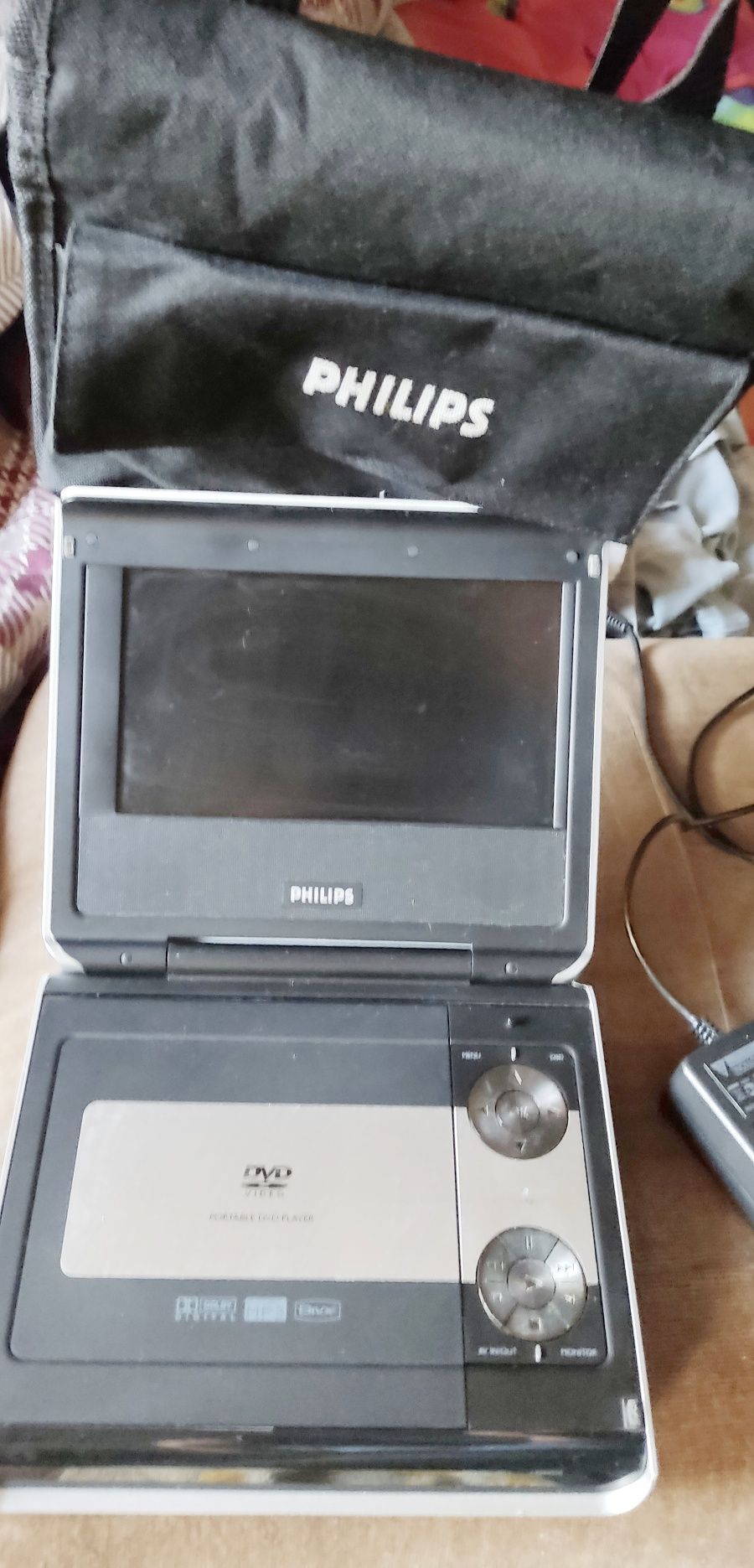 DVD плеєр програвач Philips PET 725