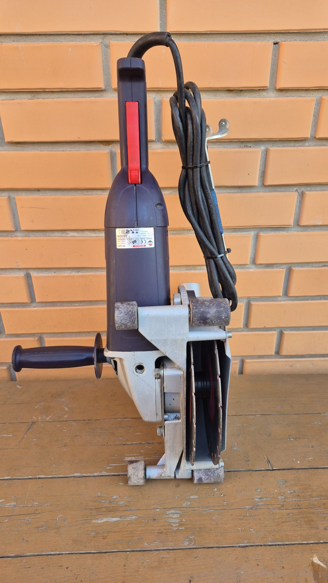Штроборез SPARKY PROFESSIONAL FKВ653.Состояние близко к новому.2.5кВт.