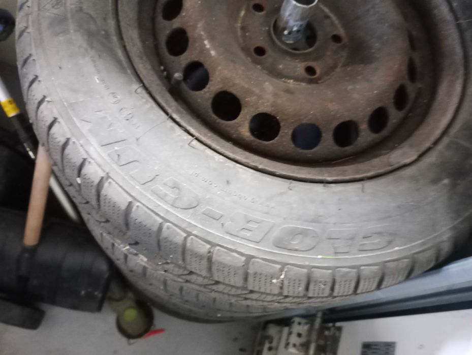 Koła opony zimowe 195 x 65 R15