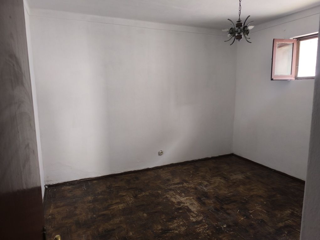 Vendo casa térrea em Beja