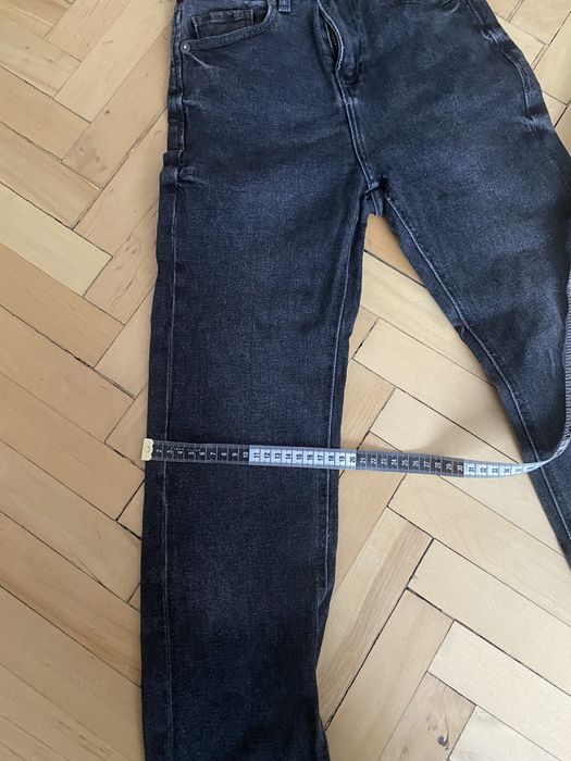Джинси Stradivarus 32 р