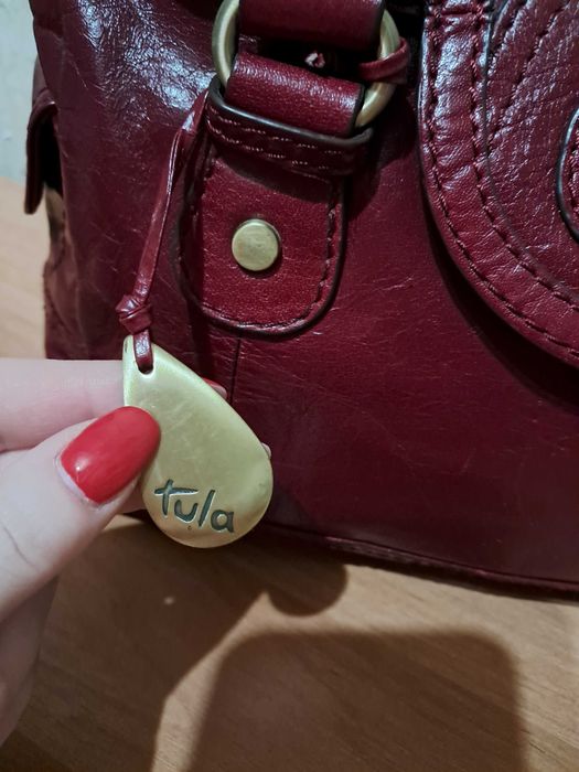 Сумка з лакованої шкіри Tula