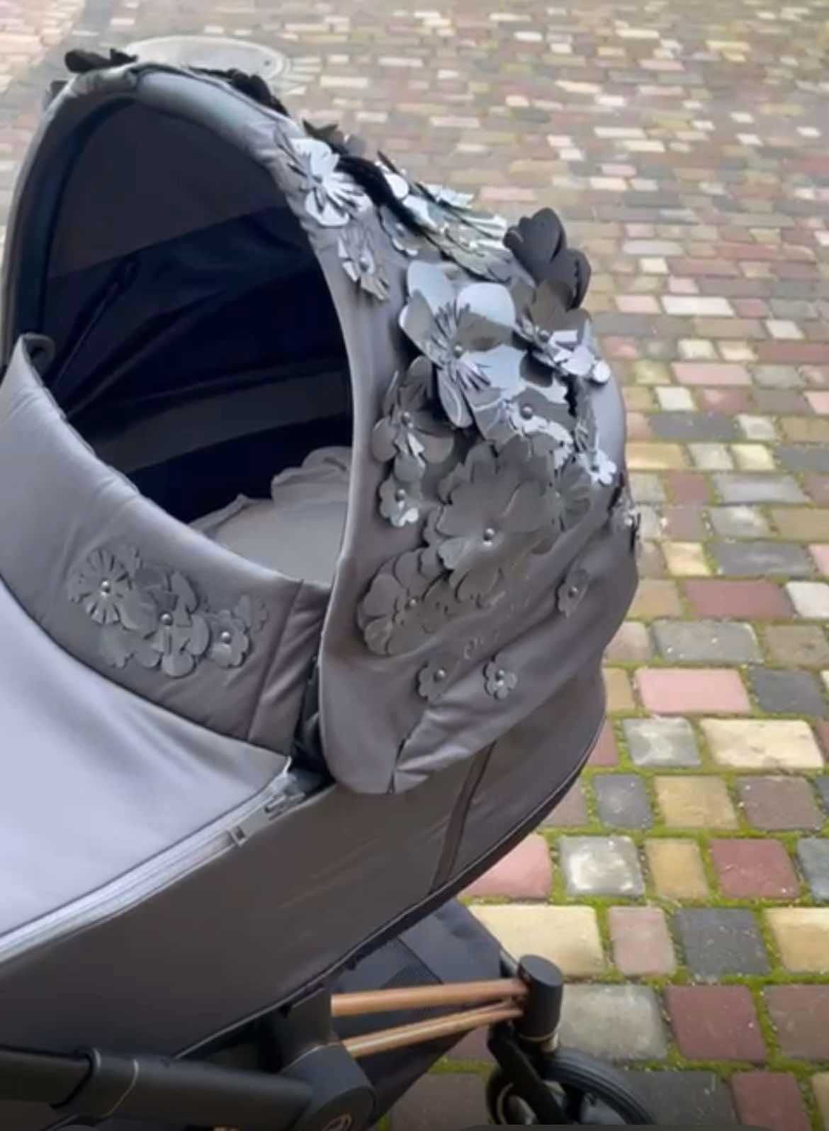 Wózek Spacerówka Cybex PRIAM 4 Simple Flowers Grey