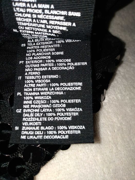 Piękna czarna sukienka H&M z cekinami