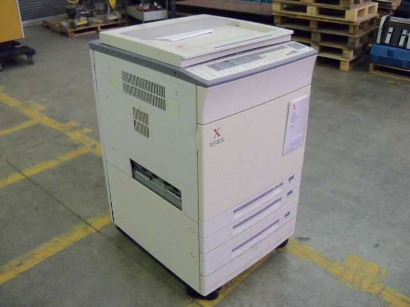 Fotocopiadora a cor A3 XEROX 5750