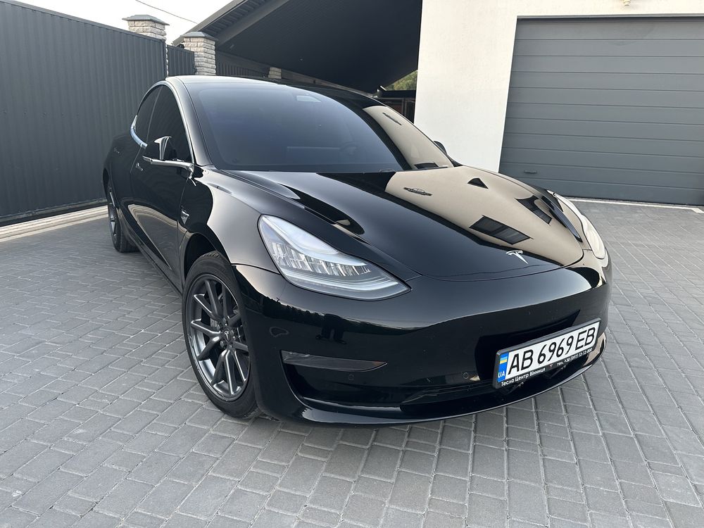 Tesla 3, 2020год