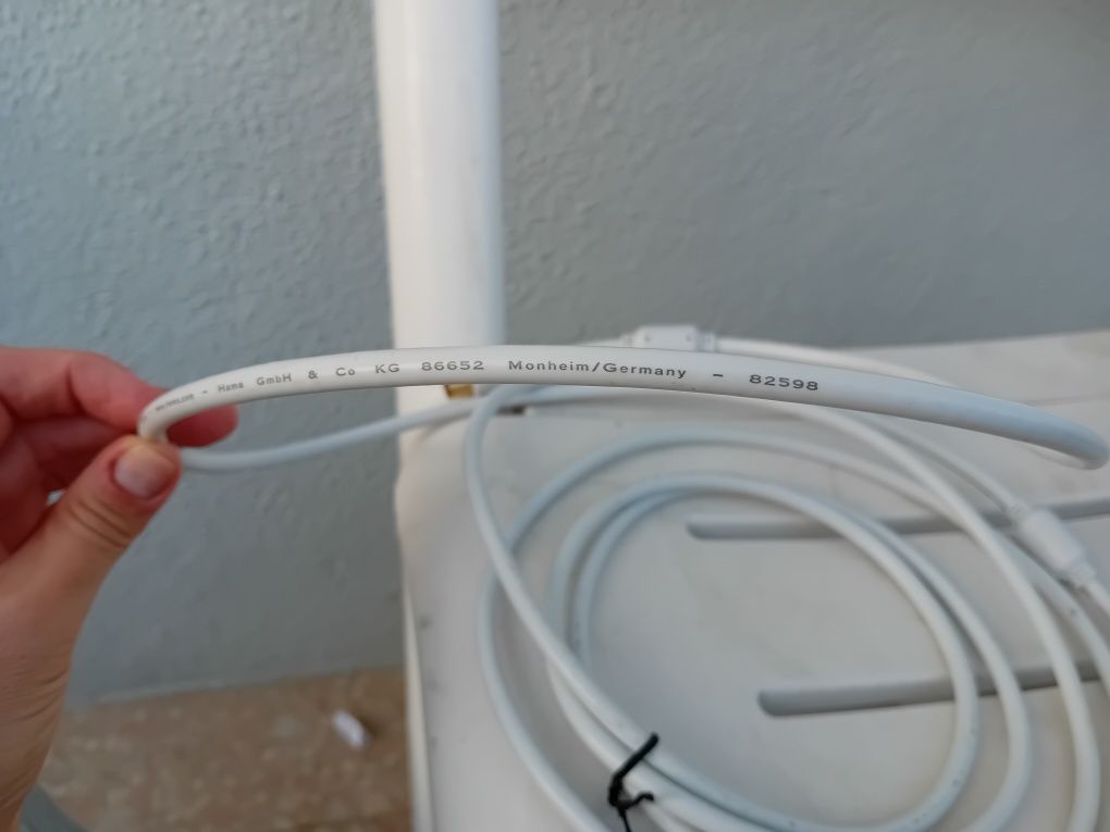 Cabo "antenna cable"