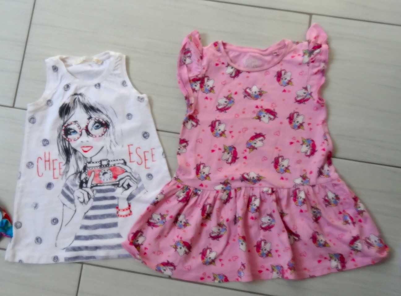 10 szt. ZESTAW letni bluzeczki sukienki strój okularki H&M, 110/116