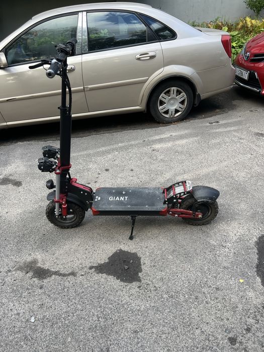 Електросамокат GIGANT Outlander M11