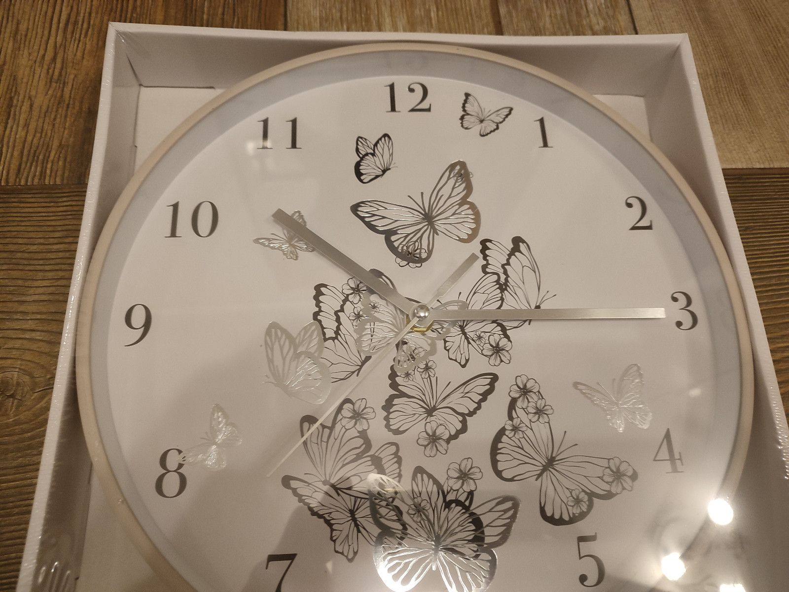 Nowy jasny zegar ścienny 30 cm Motyle
