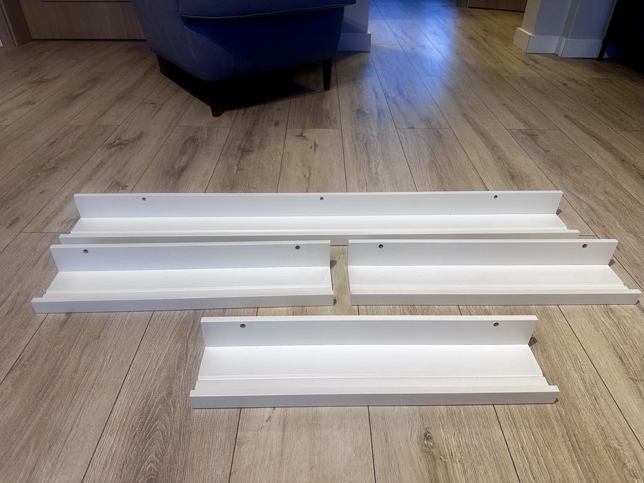 Półki na książki/plakaty Ikea Mosslanda