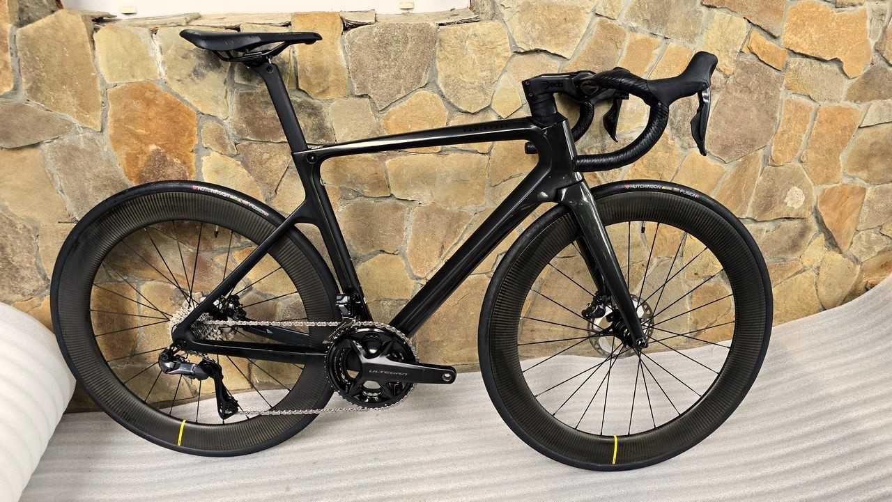 Карбоновий шосейний велосипед VAN RYSEL FCR Ultegra Di2