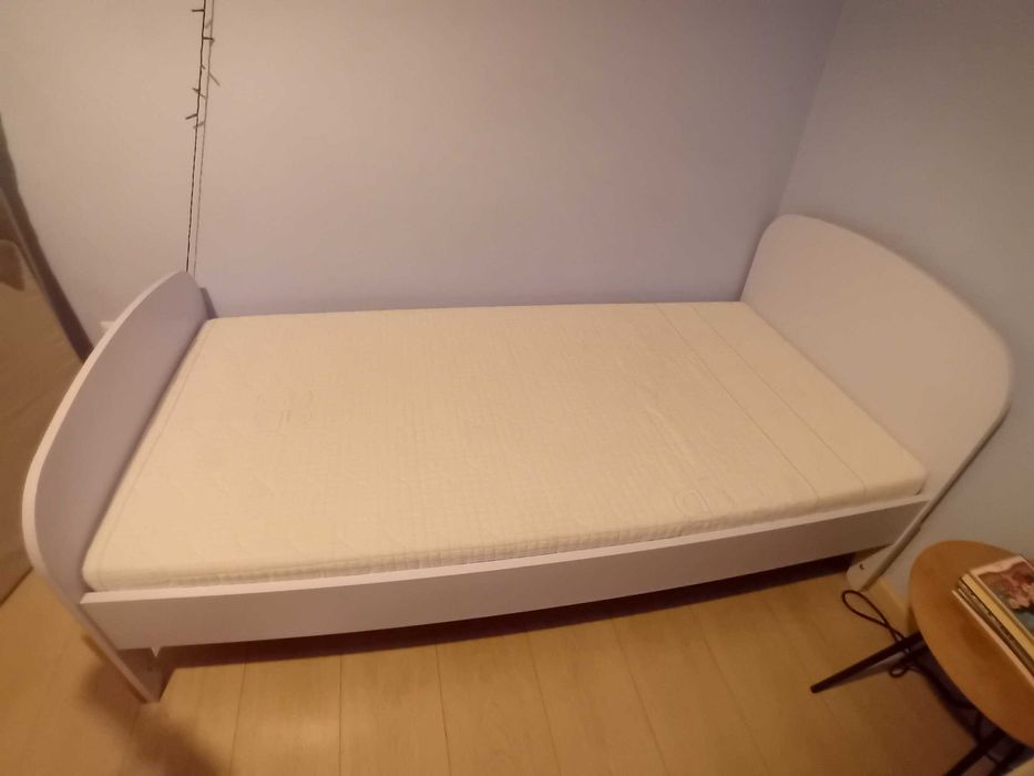 Sprzedam łóżko dziecięce 80x160 cm z materacem Hevea SnuDo