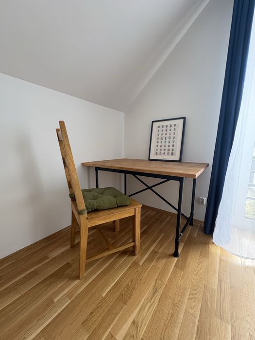 Biurko z blatem bukowym i stelarz Ikea Kullaberg stalowy proszkowany
