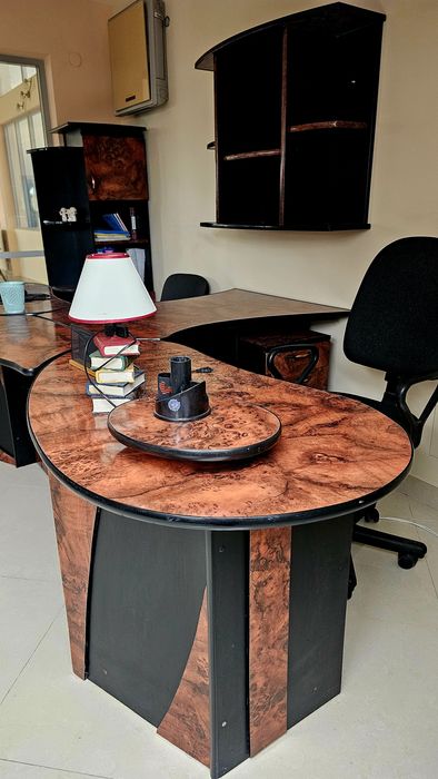 Продам Офісні меблі