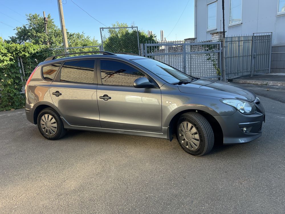 Продам HYUNDAI I 30