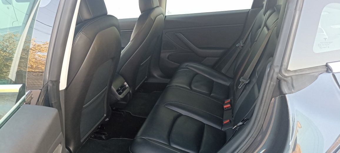 Tesla Model 3 Dual Motor Long Range