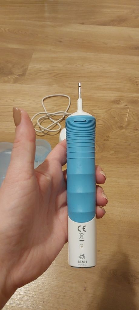 Szczoteczka elektryczna Orał B