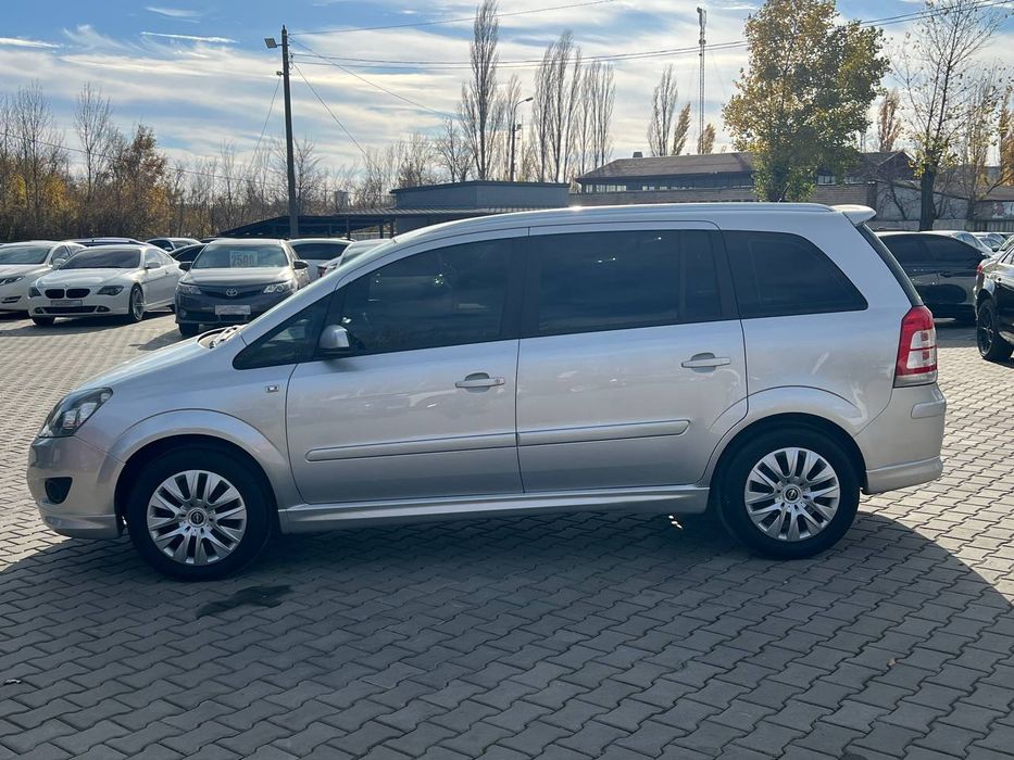 Opel Zafira №3742 (ВНЕСОК від 10%) Альянс Авто Кривий Ріг