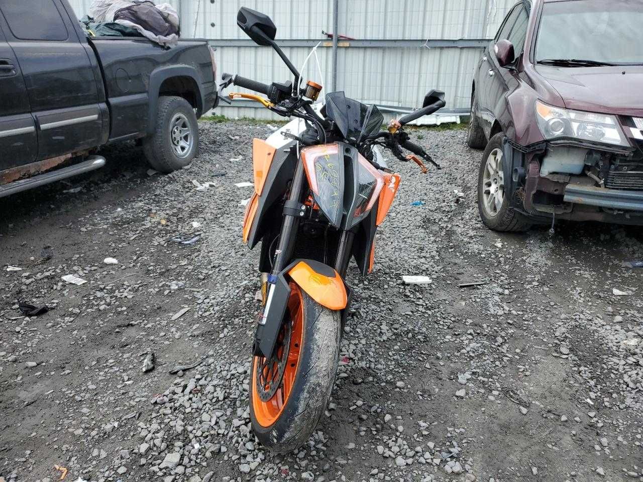 KTM 1290 Super Duke R 2022