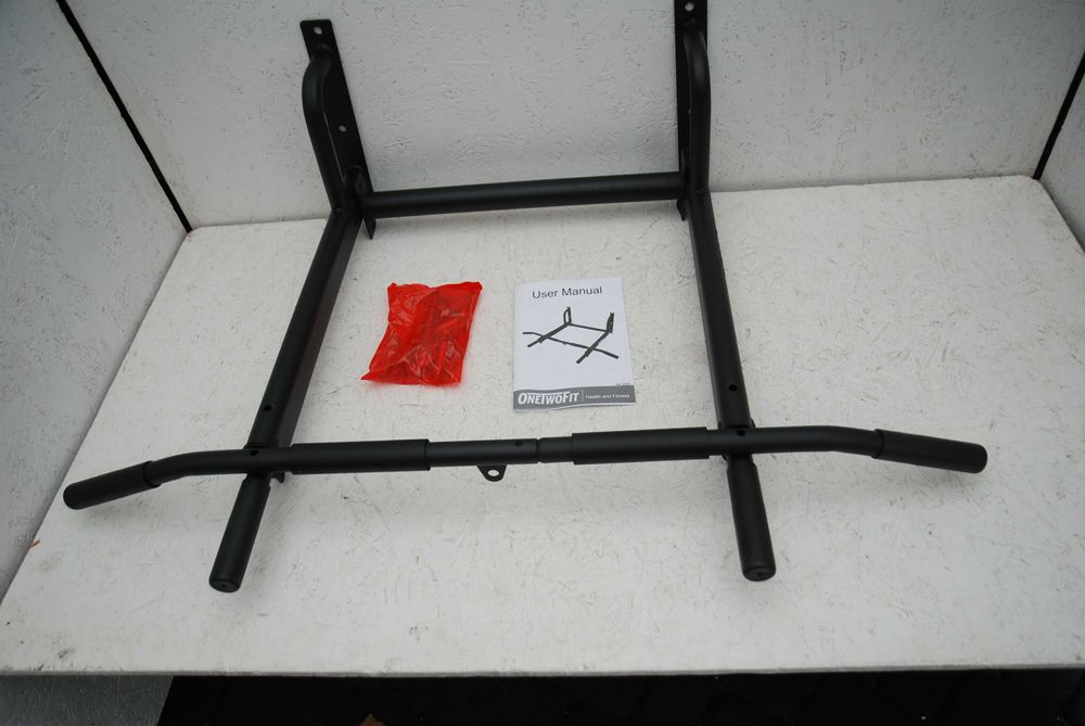 Drążek do podciągania do montażu na ścianie