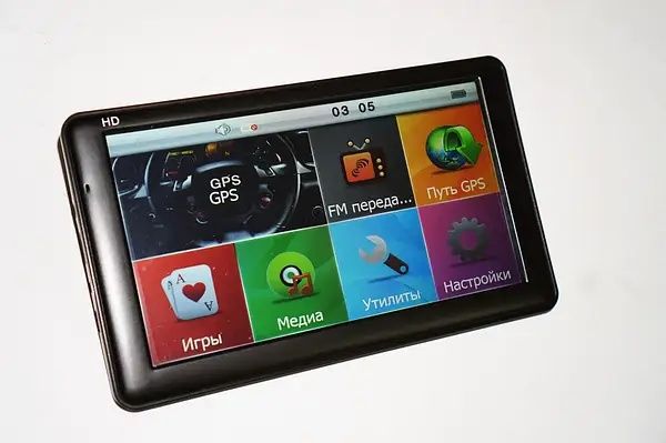 Автомобильный GPS навигатор 7004 RAM 8гб/256мб, сенсорный экран 7"