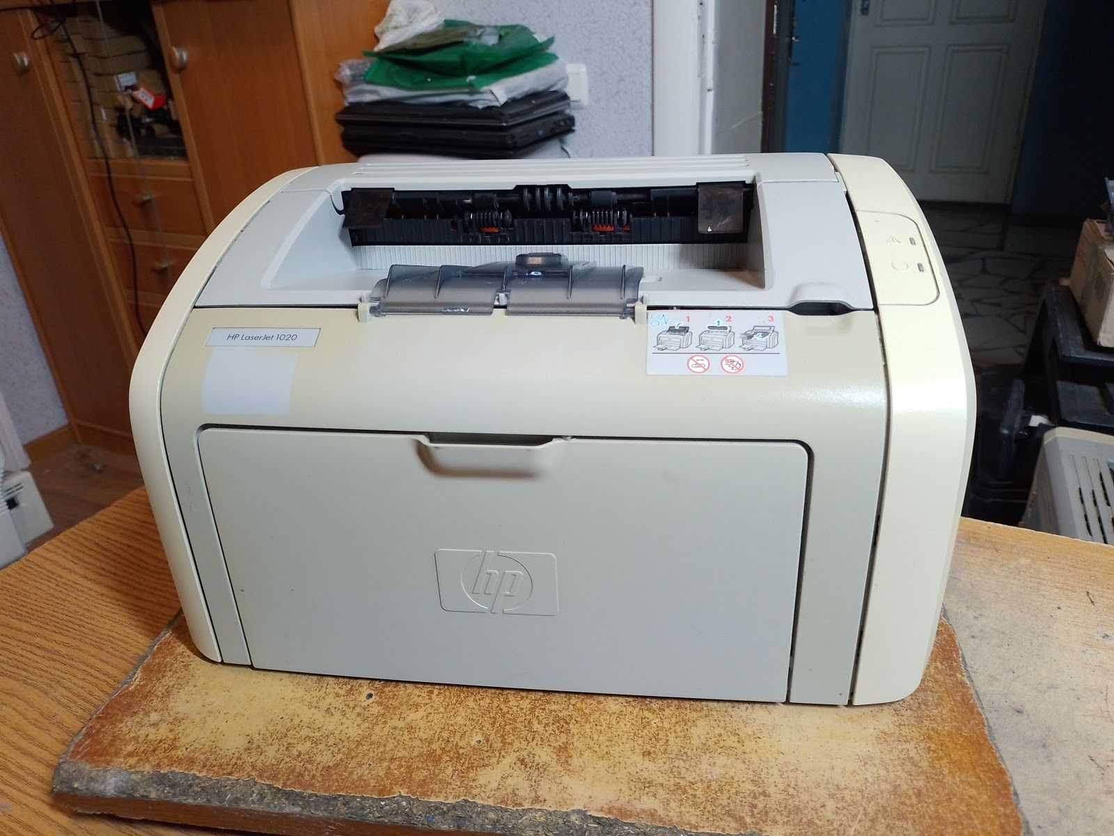 Лазерный принтер HP LaserJet 1018/1020/1022, заправлены 100%