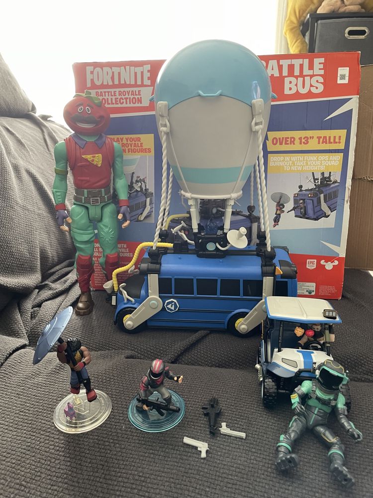 Brinquedo Fortnite Battle Bus / Autocarro