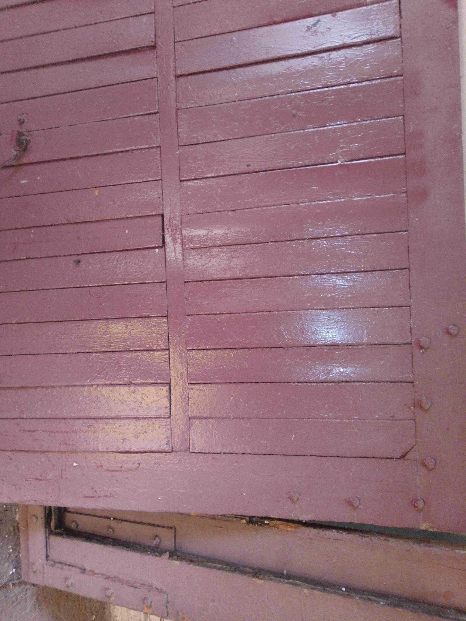 Drzwi garażowe warsztatowe wrota garażu warsztatu drewniane 214x131x4