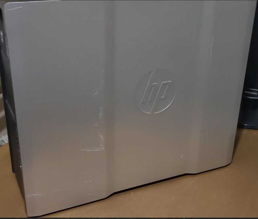 Продам дві робочі станції HP Z820 (ціна за дві)