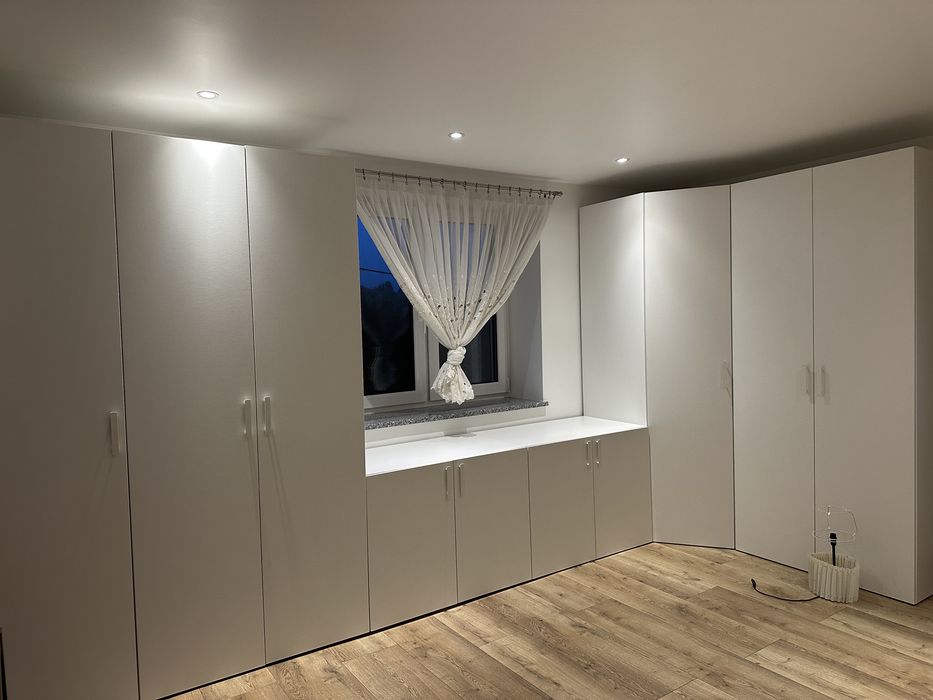 Sprzedam garderobe nowa nie urzywana