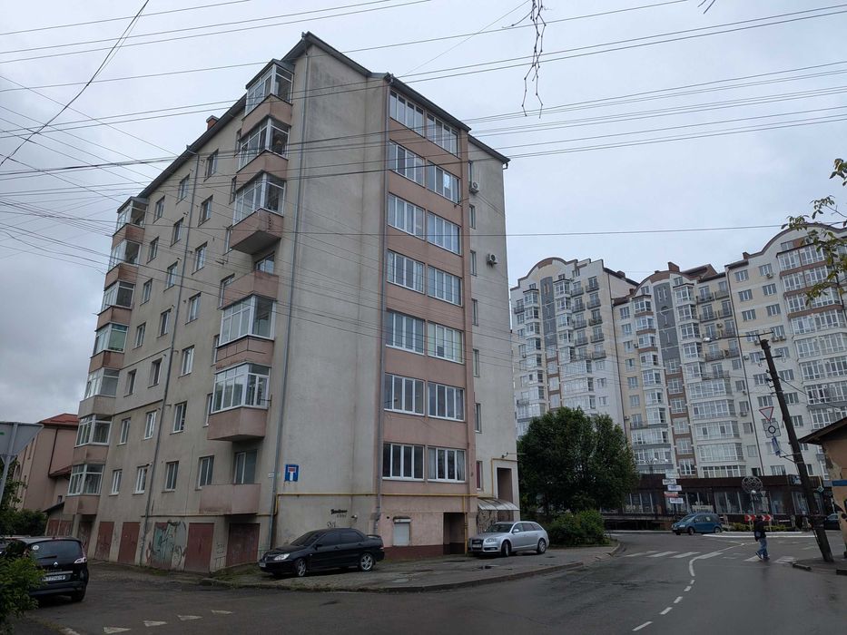 2к. зданий сирець в центрі (ціна квартири разом з гаражем в будинку)