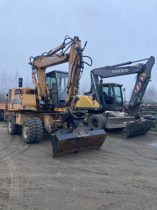 Roboty ziemne wykopy koparka  wyburzenia transport kruszywo piasek