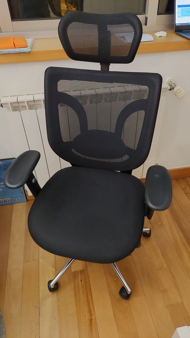 Cadeira ergonómica LAMBO em ótimo estado!!