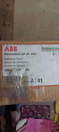 Комутаційний шкаф ABB AT41 48 модулей IP43 навесной