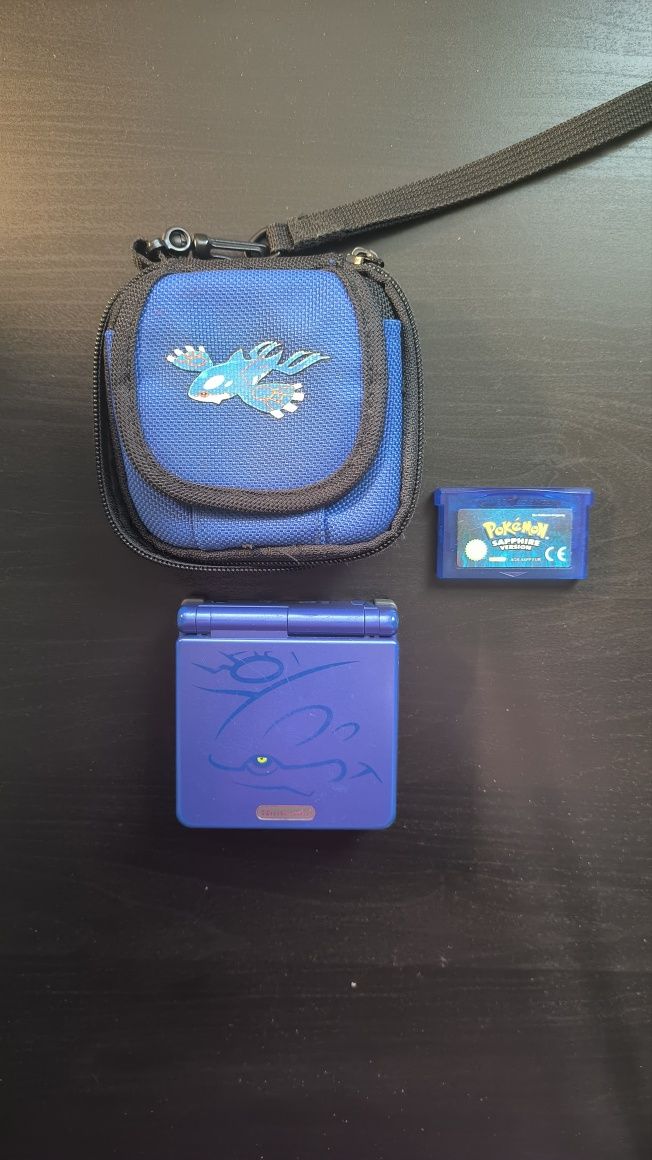 Gameboy edição Pokémon sapphire