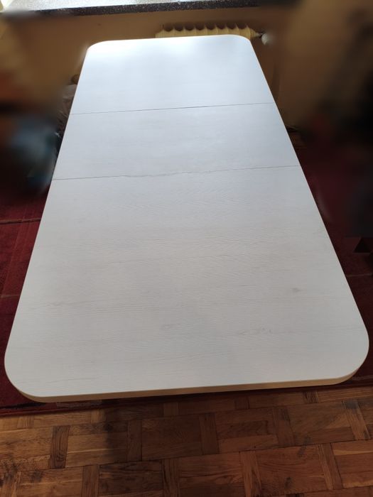 Stół skandynawski, rozkładany