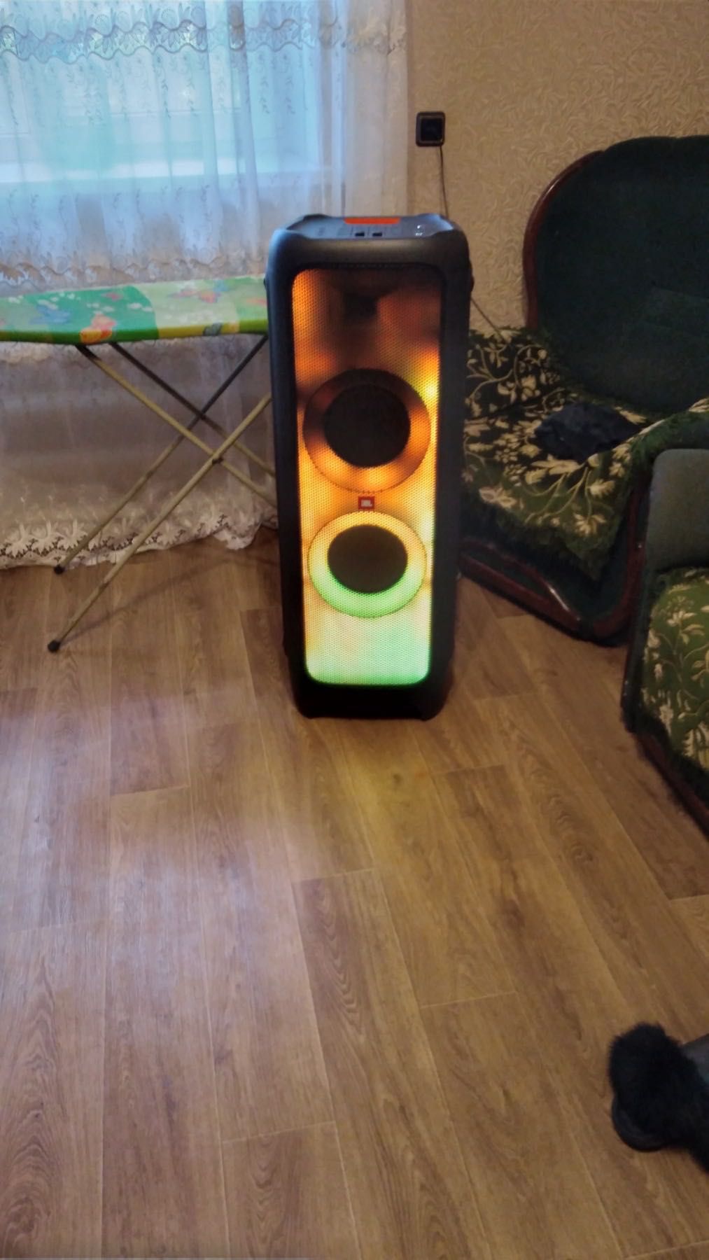 JBL partybox 1000
