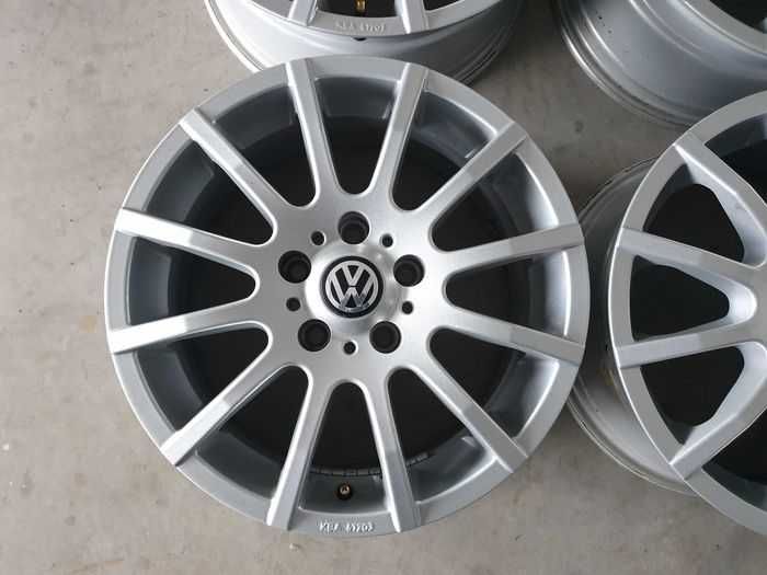 Alufelgi 16" VW Passat B6 B7 B8 Golf VII Tiguan Caddy Touran T4 5x112