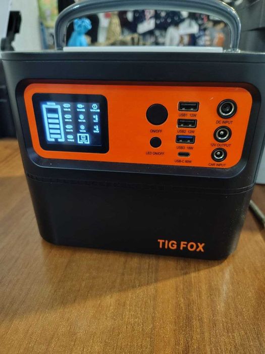 Продам портативна зарядна станція TigFox T-500, Емність 600 Ват