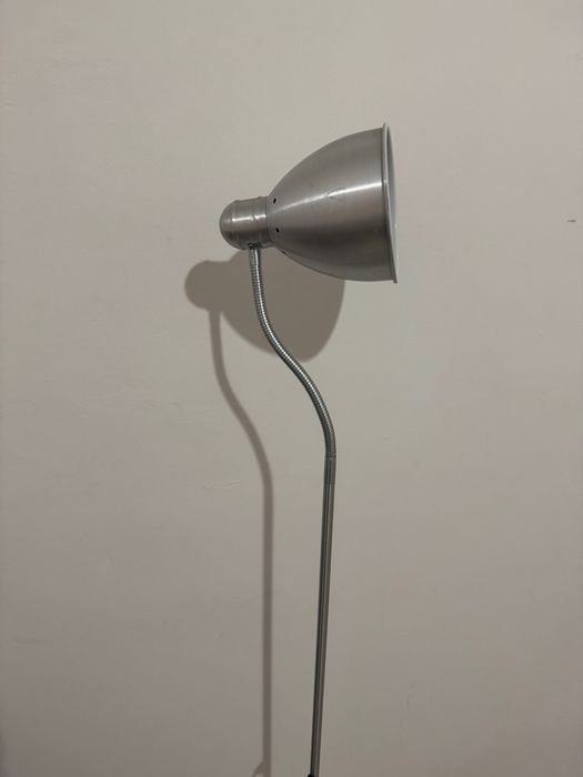 Luminária modelo Ikea