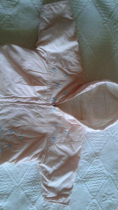 Fato completo. 6 meses. Muito quentinho